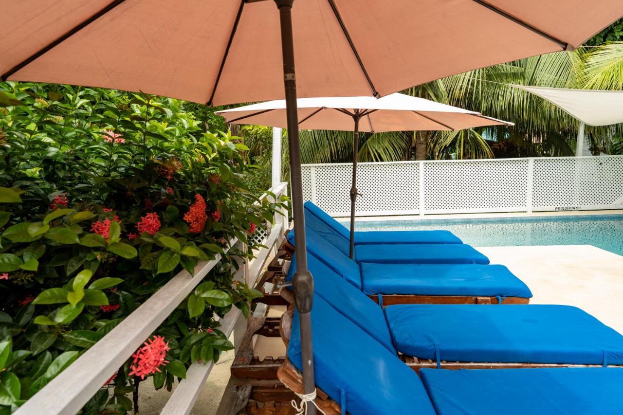Hummingbirds Cabins Caye Caulker Exterior foto